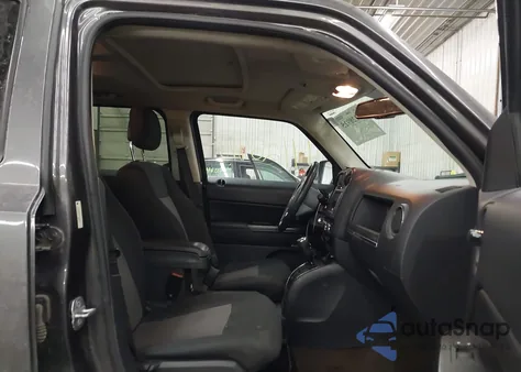 2014 Jeep Patriot Latitude из США, поврежденный, VIN 1C4NJRFB4ED761629